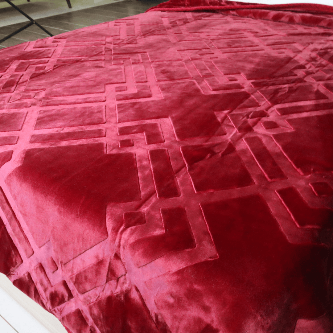 Super Sonic Cloudy 2-Ply Single Bed Blanket - Maroon