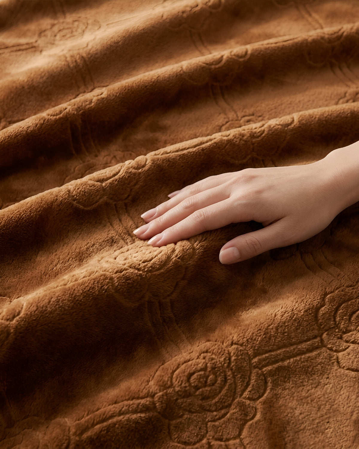 Mansion AC Flannel Blanket - Golden