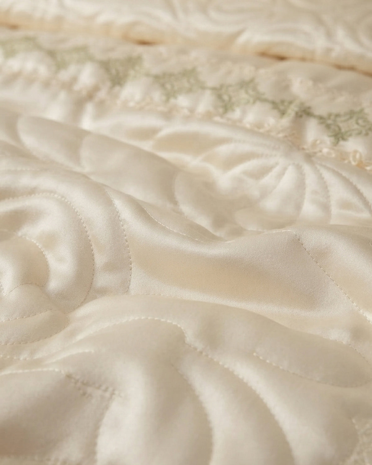Ruby Silk 9 Piece Embroidered Bed Set - Silk Cream