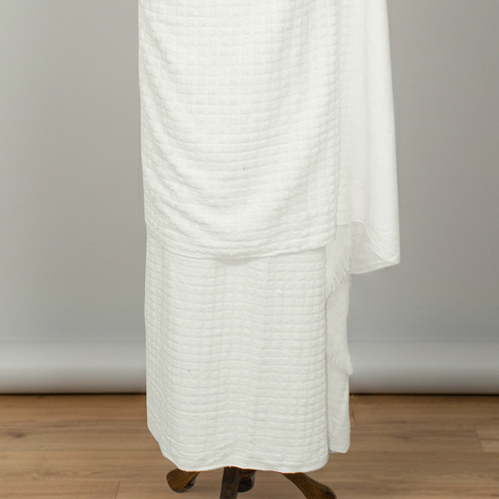 Ibne Zafar Terry Cotton Ihram for Men | Small Dobby Soft Hajj and Umrah Essential (Platinum)