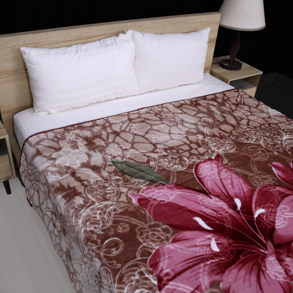 Trendy 1-Ply Double Bed Blanket - Petal Luxe
