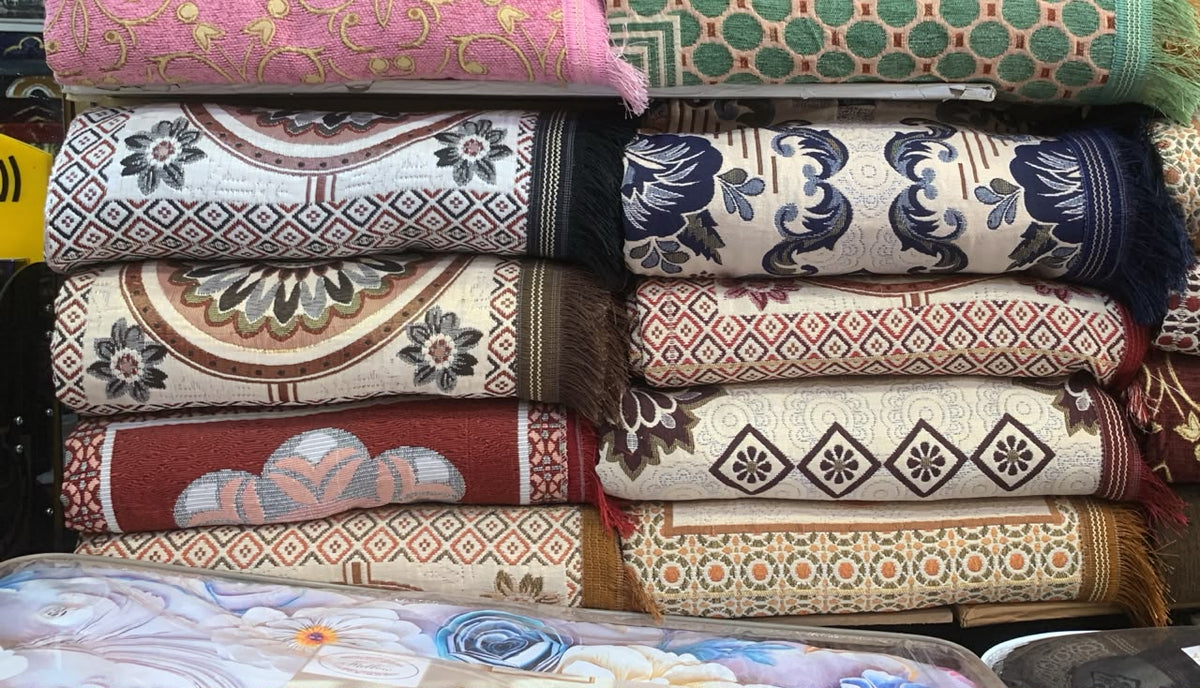 Gultext bedsheets