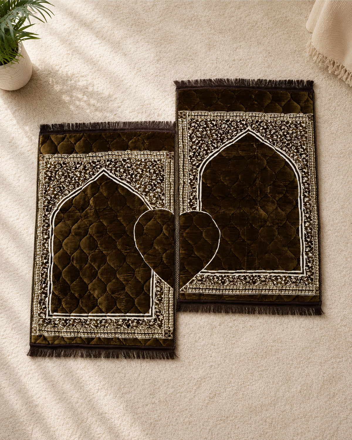 Arzoo Cloudy Bridal Bed Set 7 Pcs - Brown