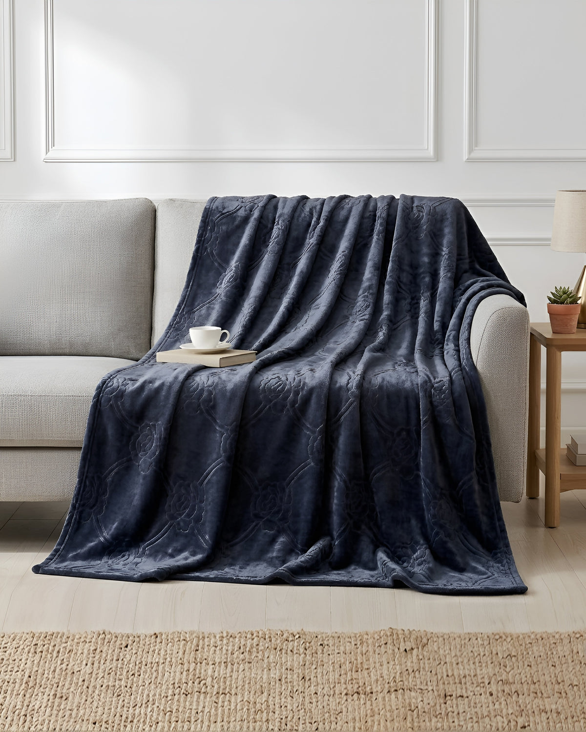 Mansion AC Flannel Blanket - Grey