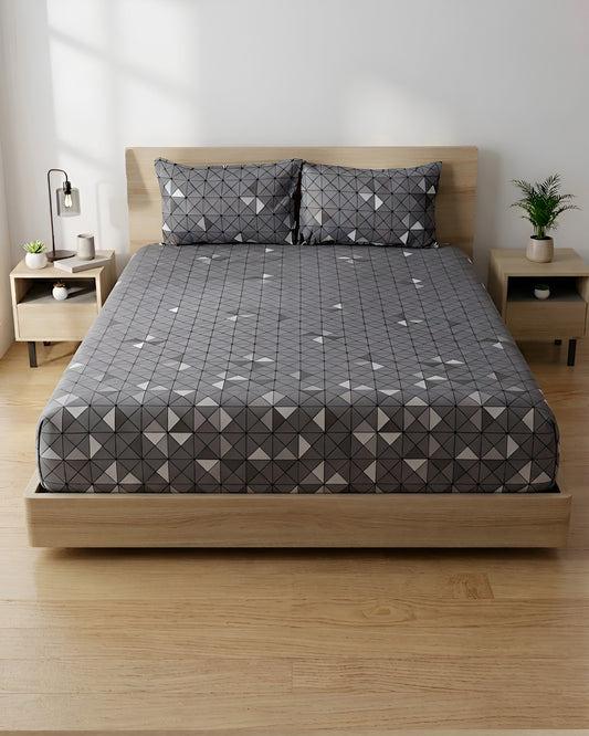 Fantasy Fitted Bed Sheet- Linear Luxe