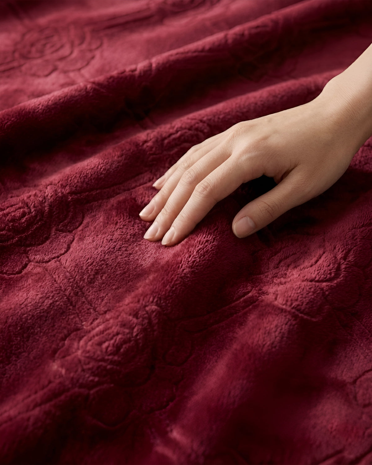 Mansion AC Flannel Blanket - Red